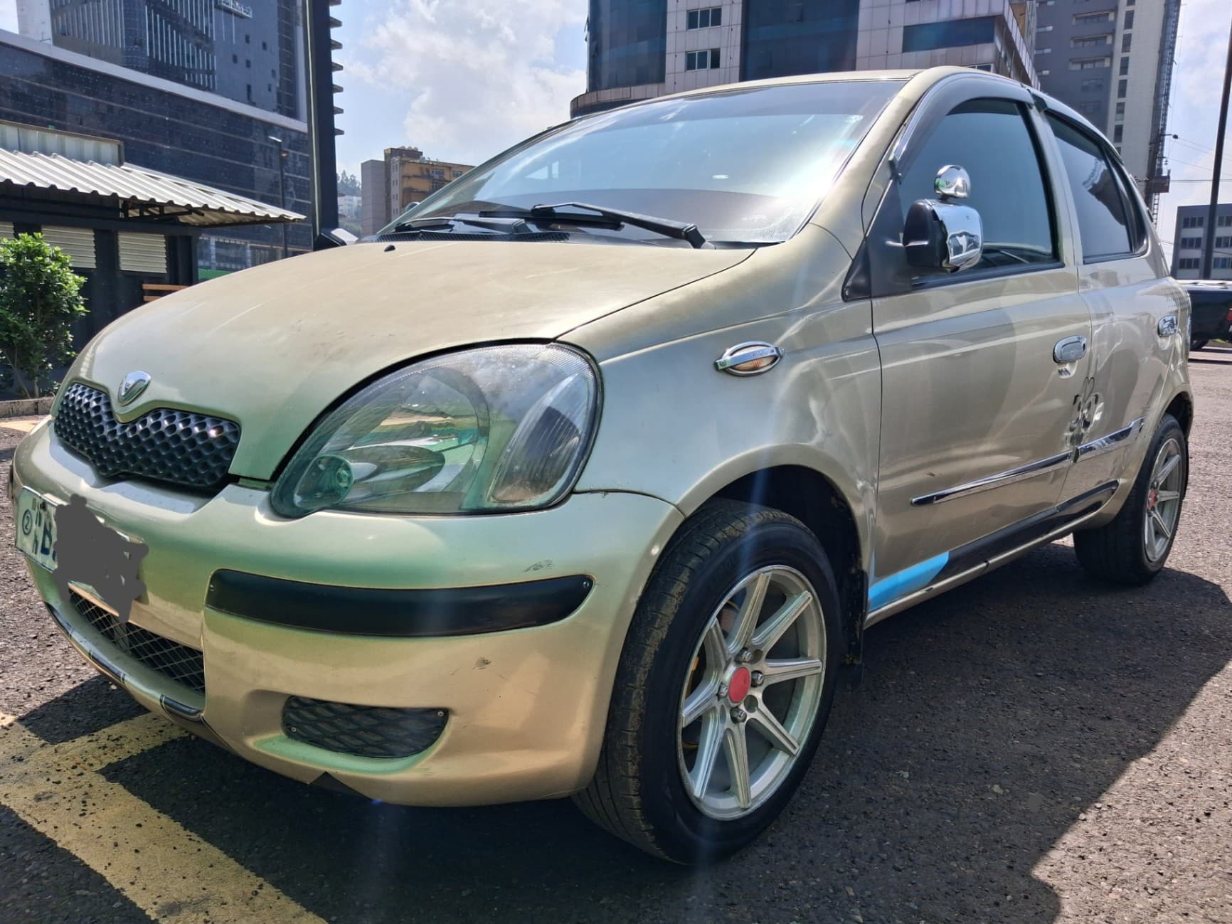 Toyota Vitz 2004